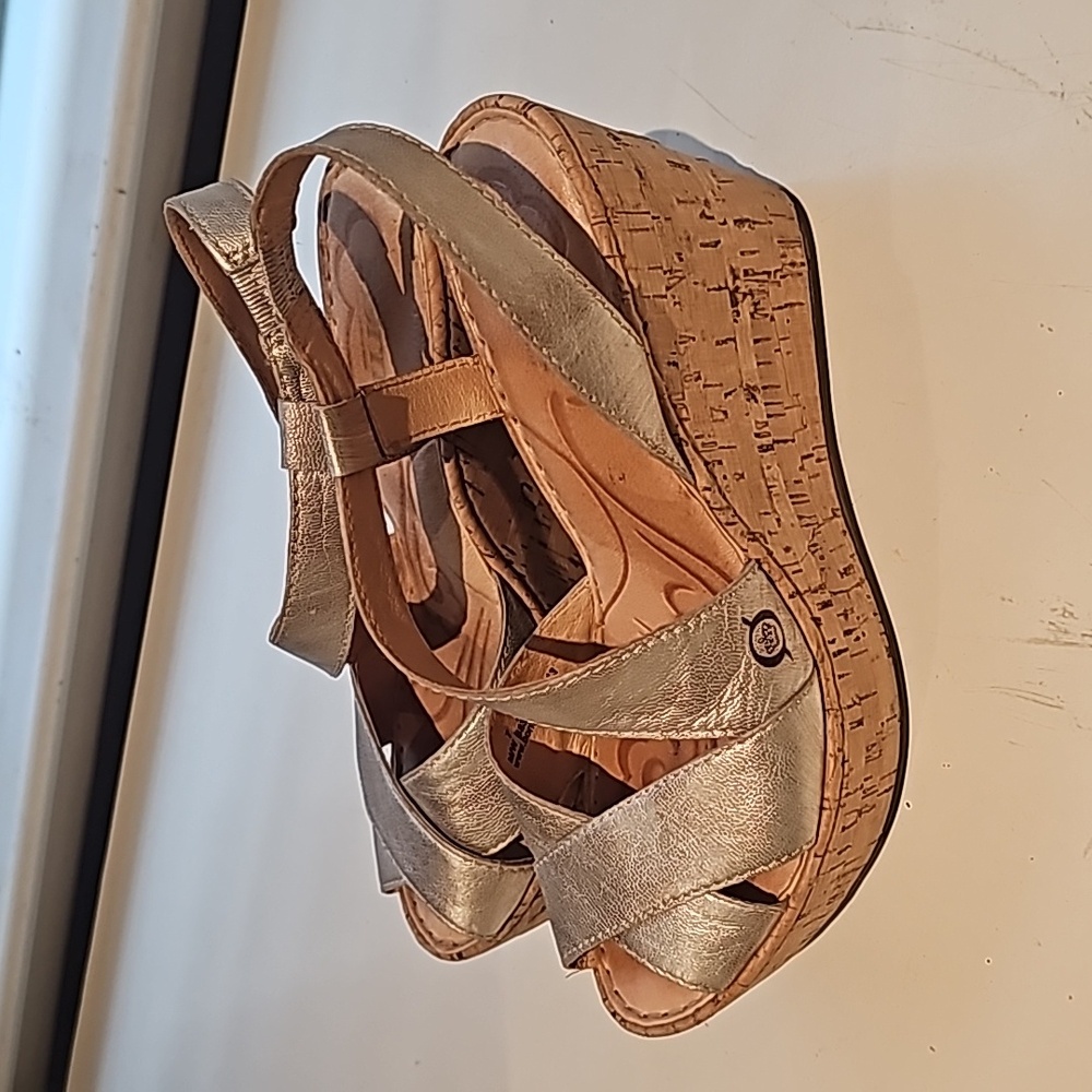 Born Gold leather Sandal
